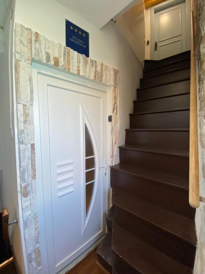 Studio Svalba โรวีน ภายนอก รูปภาพ